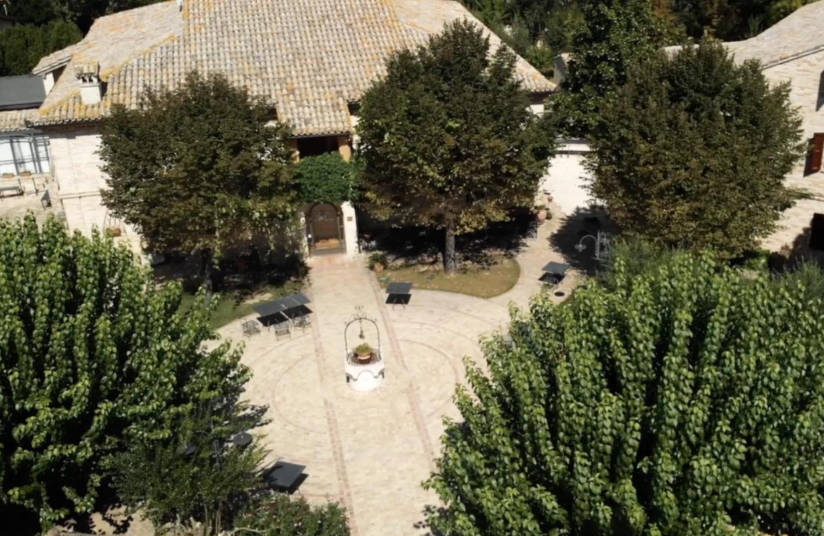 Albergo Le Case Ματσεράτα Εξωτερικό φωτογραφία